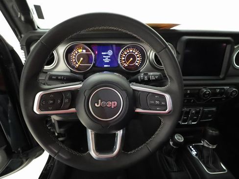 Used 2023 Jeep Wrangler Sahara image 10