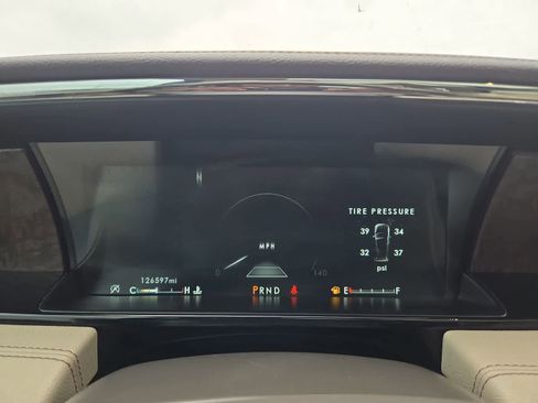 Used 2019 Lincoln Navigator Reserve AWD/4WD image 33