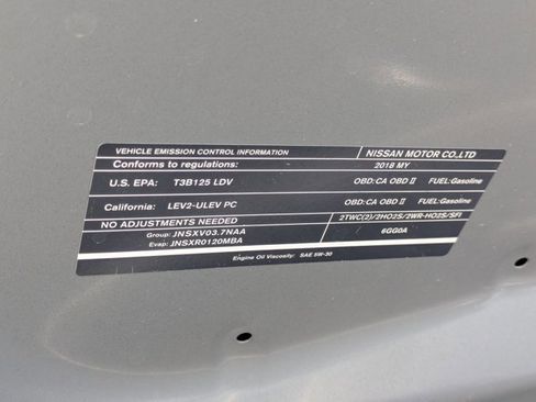 Used 2018 INFINITI Q70 L 3.7 image 24