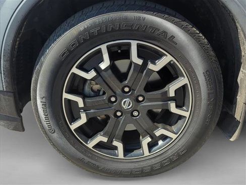 Used 2020 Nissan Pathfinder SL image 23