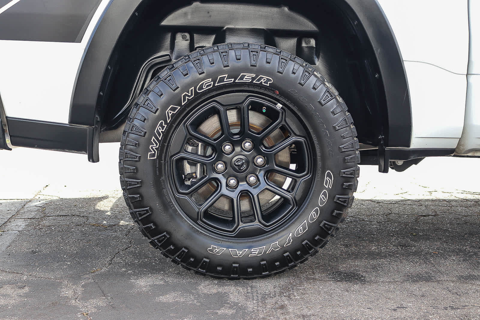 Used 2025 RAM 1500 Rebel w/ Rebel Level 1 Equipment Group AWD/4WD image 11
