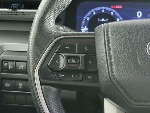 Used 2024 Toyota Tacoma TRD Sport AWD/4WD image 26