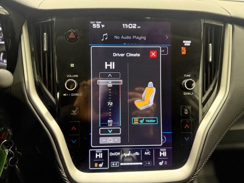 Used 2022 Subaru Outback Premium image 18