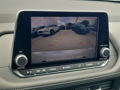 Certified 2026 Nissan Rogue SV FWD image 28