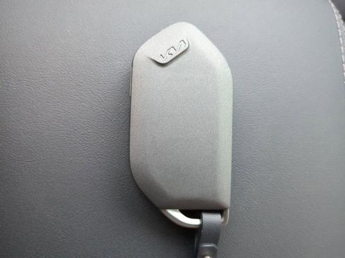 New 2026 Kia Sorento S image 20