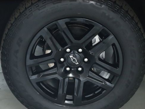 Used 2023 Chevrolet Silverado 1500 RST w/ Convenience Package II AWD/4WD image 36