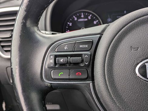 Used 2017 Kia Sportage EX w/ EX Technology Package image 25