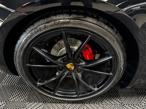 Used 2018 Porsche 718 Cayman GTS image 17