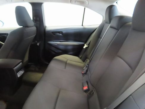 Used 2024 Toyota Corolla LE image 27