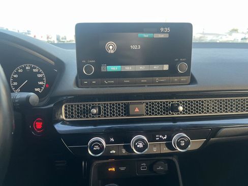 Used 2022 Honda Civic Sport image 14