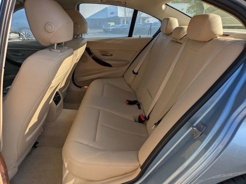 Used 2014 BMW 320i Sedan image 14