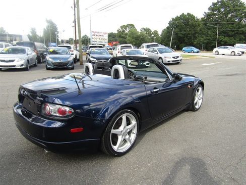 Used 2007 MAZDA MX-5 Miata Touring w/ Interior Trim Pkg image 21