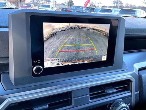 Used 2025 Toyota 4Runner SR5 image 17