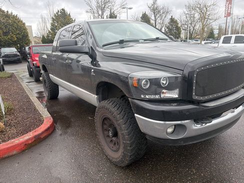 Used 2006 Dodge Ram 3500 Truck SLT w/ Light Group image 1