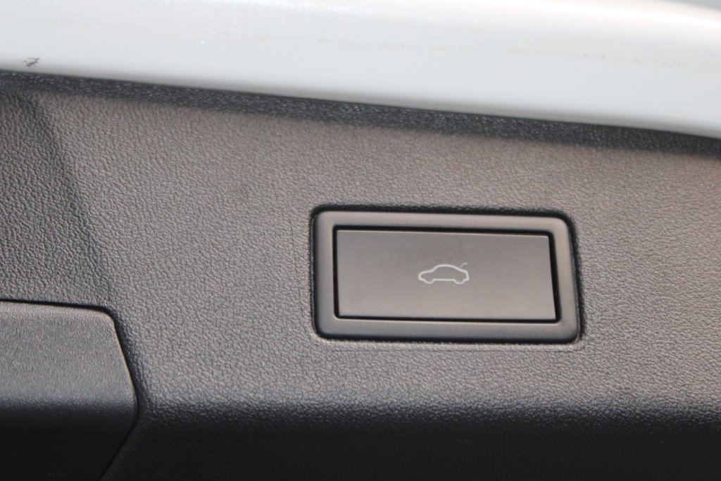 Used 2024 Volkswagen ID.4 S RWD image 23
