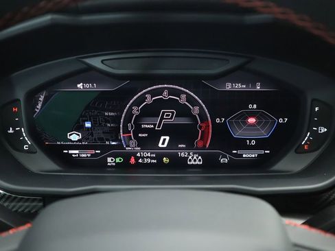 Used 2023 Lamborghini Urus Performante image 35