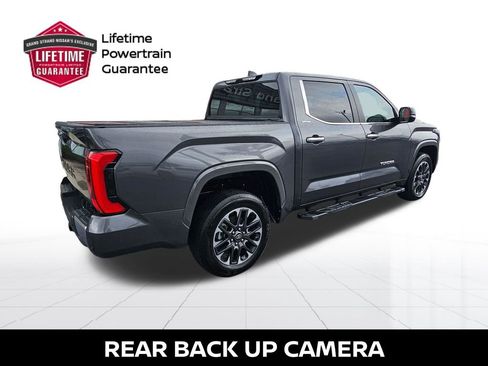 Used 2026 Toyota Tundra Limited AWD/4WD image 9