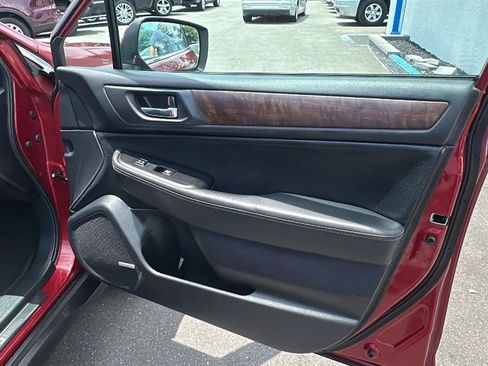 Used 2015 Subaru Outback 2.5i Limited AWD/4WD image 49