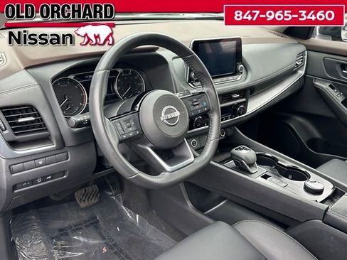 Used 2023 Nissan Rogue SV w/ SV Premium B Package image 15