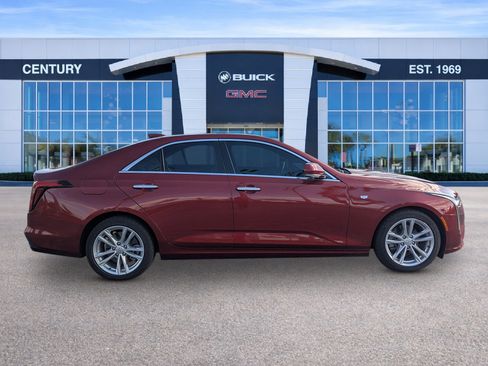 Used 2023 Cadillac CT4 Luxury image 4