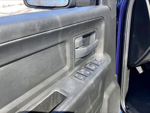 Used 2019 RAM 1500 Express image 32