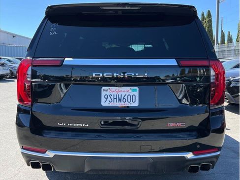 Used 2025 GMC Yukon XL Denali AWD/4WD image 4