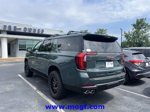 Used 2026 GMC Yukon XL AT4 Ultimate AWD/4WD image 2