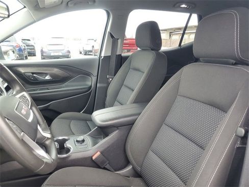 Certified 2024 GMC Terrain SLE image 12