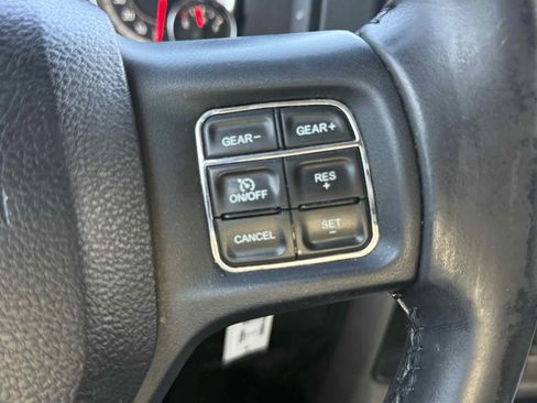 Used 2017 RAM 1500 Big Horn RWD image 28
