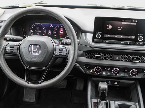 Used 2024 Honda Accord EX image 15