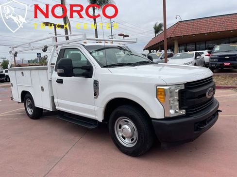 Used 2017 Ford F250 XL w/ Power Equipment Group image 2