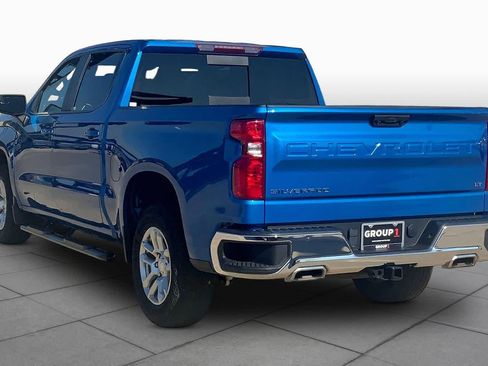 Used 2024 Chevrolet Silverado 1500 LT w/ Z71 Off-Road Package AWD/4WD image 11