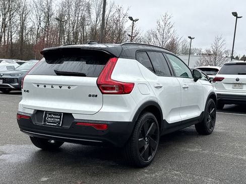 New 2026 Volvo XC40 B5 Ultra w/ Protection Package Premier AWD/4WD image 3