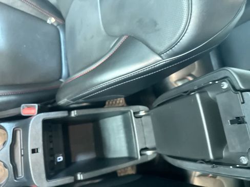 Used 2022 Jeep Cherokee Trailhawk w/ Sound & Nav Group image 30