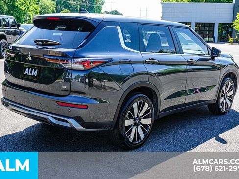 Used 2025 Mitsubishi Outlander SE FWD image 5