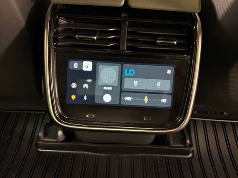Used 2022 Rivian R1T Launch Edition AWD/4WD image 48