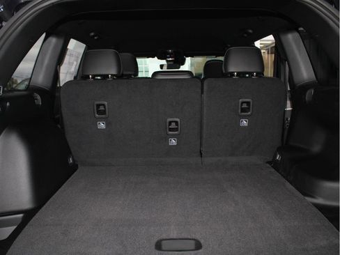 New 2025 Jeep Grand Cherokee Limited w/ Trailer Tow Package image 31