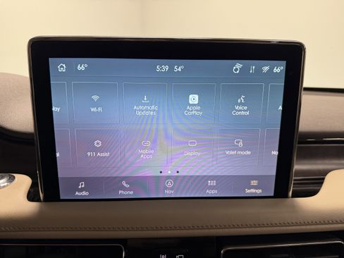 Used 2021 Lincoln Aviator Reserve w/ Equipment Group 202A image 7