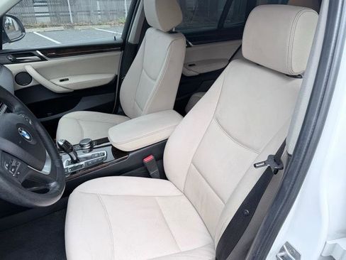 Used 2017 BMW X3 xDrive28i w/ Technology Package image 8