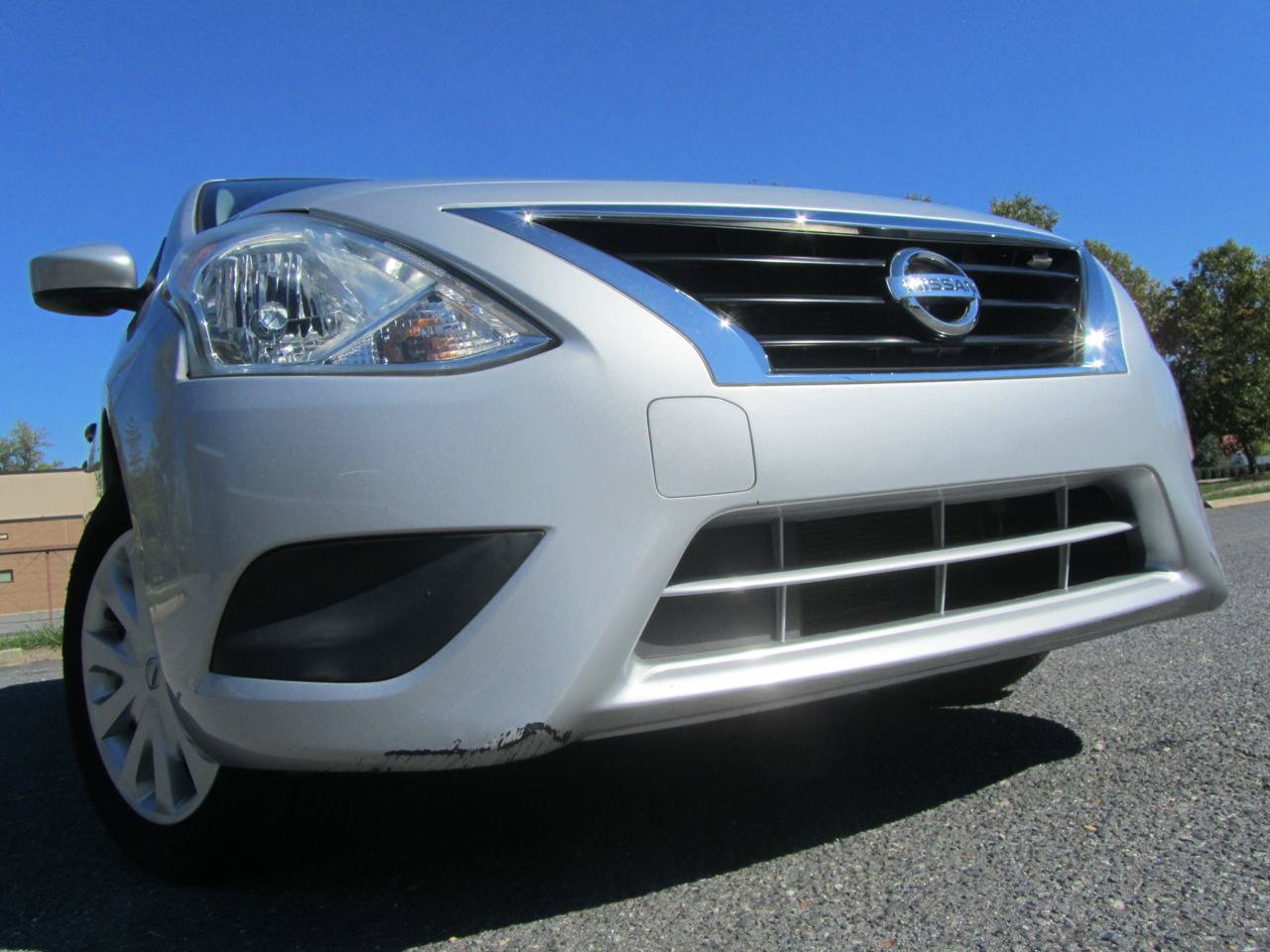 Used 2017 Nissan Versa S Plus FWD image 1