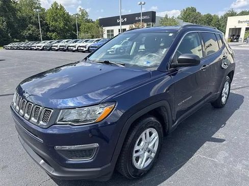 Used 2019 Jeep Compass Sport FWD image 3