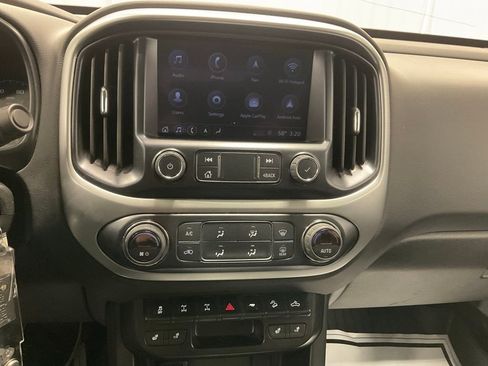 Used 2022 Chevrolet Colorado ZR2 image 18