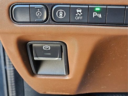 Used 2022 Acura MDX FWD w/ Technology Package image 14