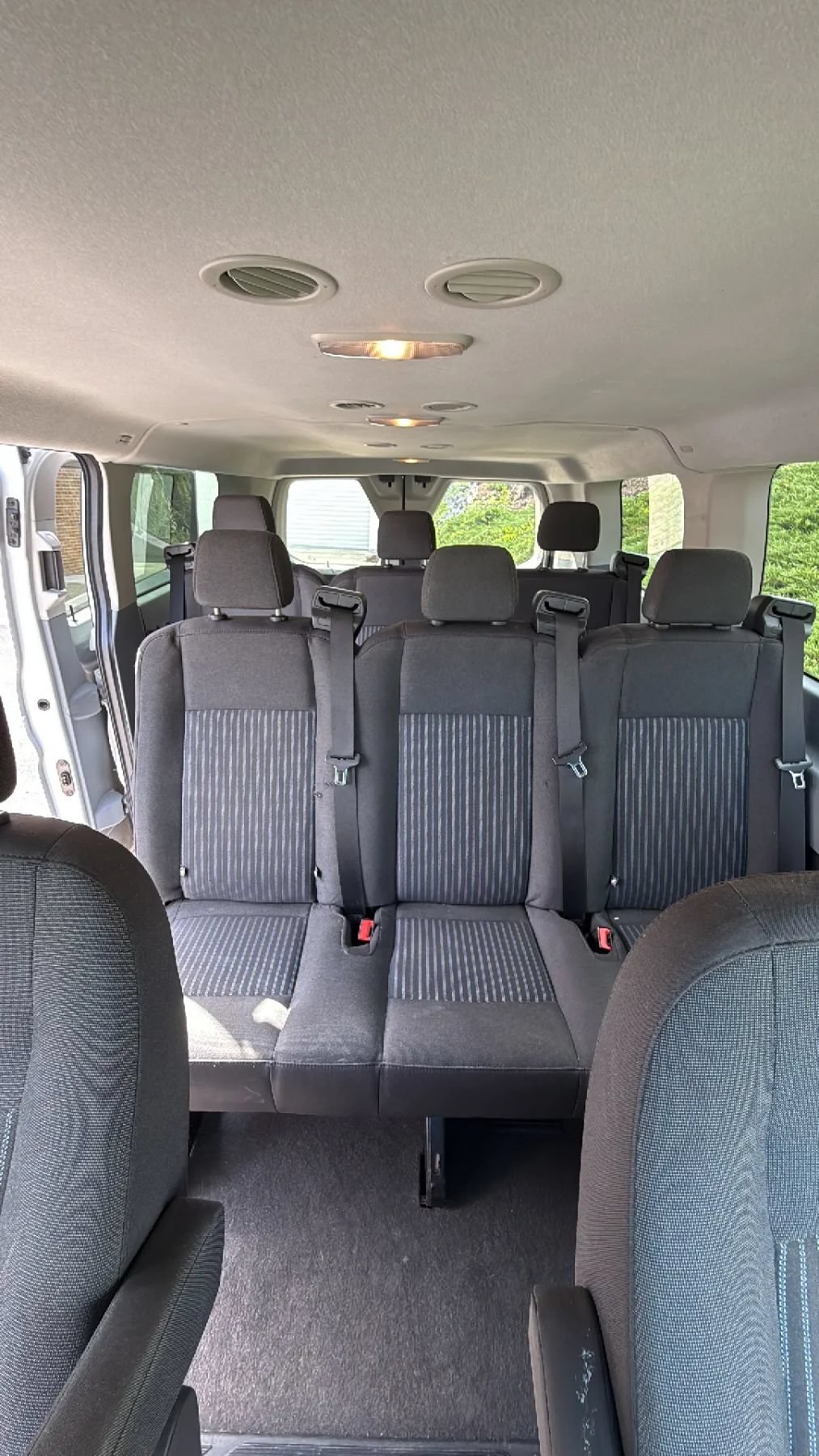 Used 2017 Ford Transit 150 XL RWD image 29