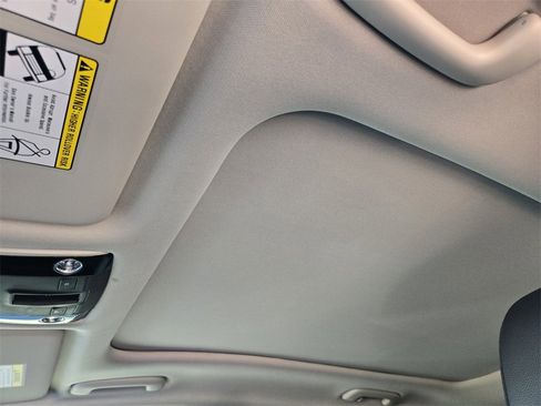 New 2026 Kia Sportage SX image 18