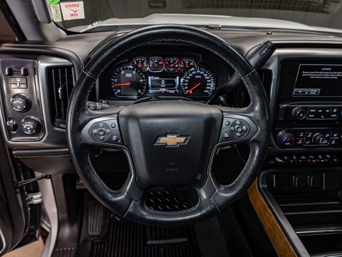 Used 2019 Chevrolet Silverado 2500 LTZ w/ Duramax Plus Package AWD/4WD image 18