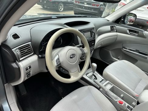 Used 2013 Subaru Forester 2.5X Premium w/ All-Weather Plus Pkg image 16