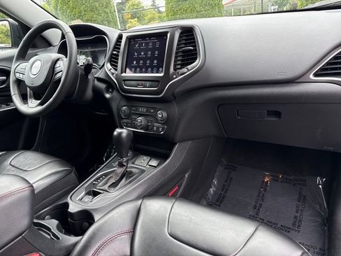 Used 2022 Jeep Cherokee Trailhawk w/ Trailer Tow Group AWD/4WD image 25