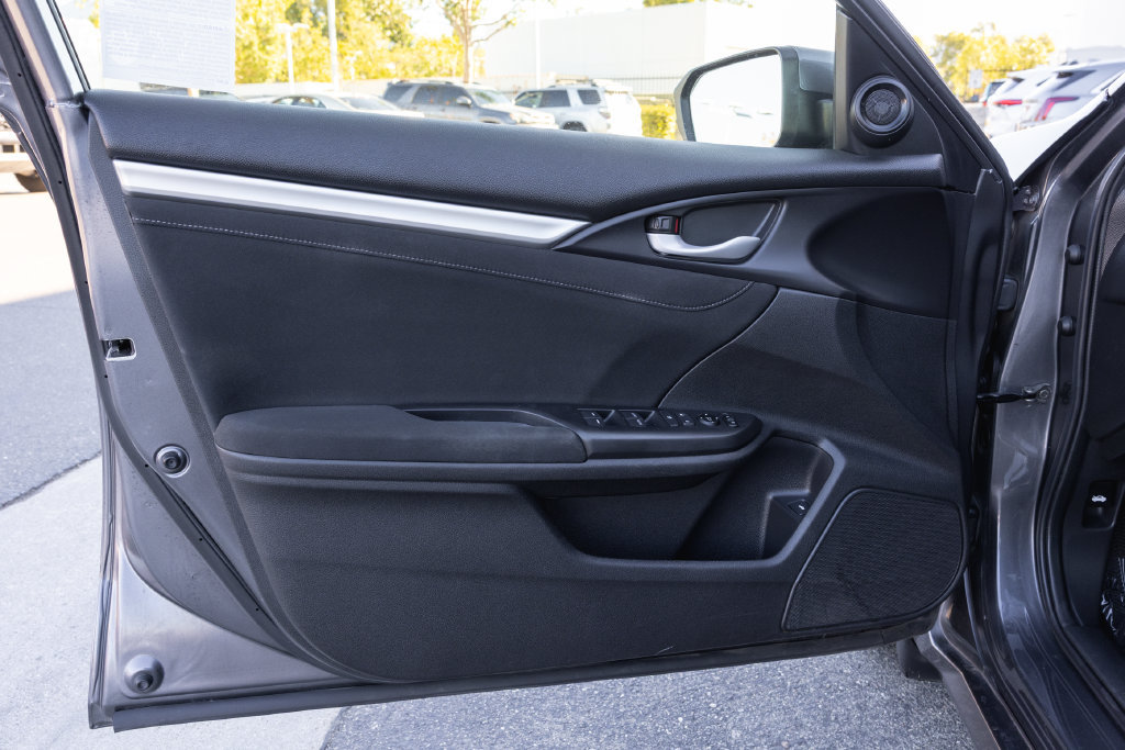 Used 2018 Honda Civic EX-T image 14