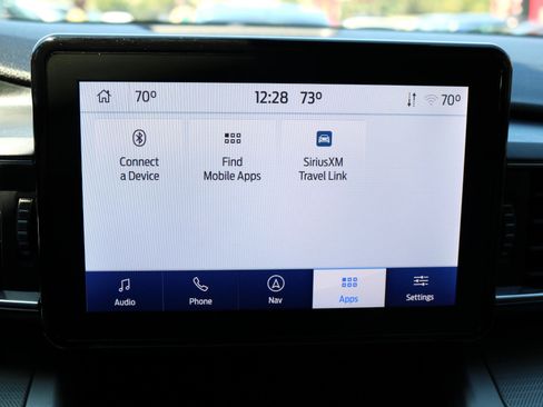 Used 2022 Ford Explorer XLT w/ Equipment Group 202A image 24